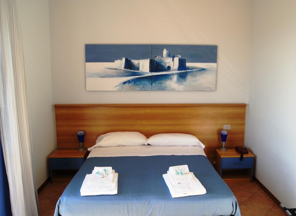 Hotel Città del Sole Stilo Chambre photo